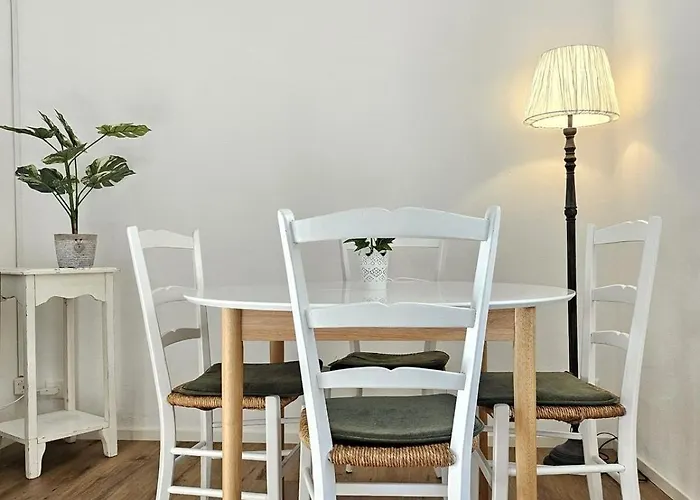 The Blue Nest - Vecchia